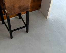 Dettaglio Pavimento in Resina - Sala da Pranzo